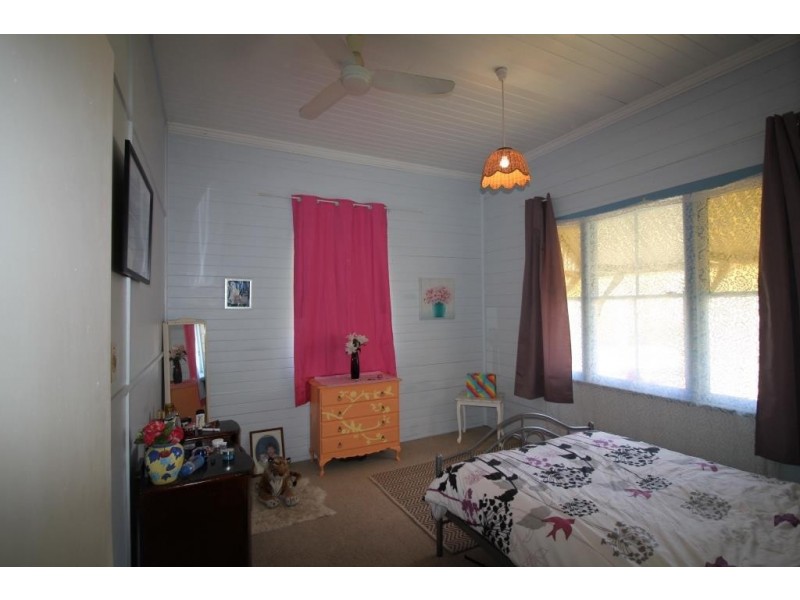 110 BRISBANE STREET, Nanango QLD 4615