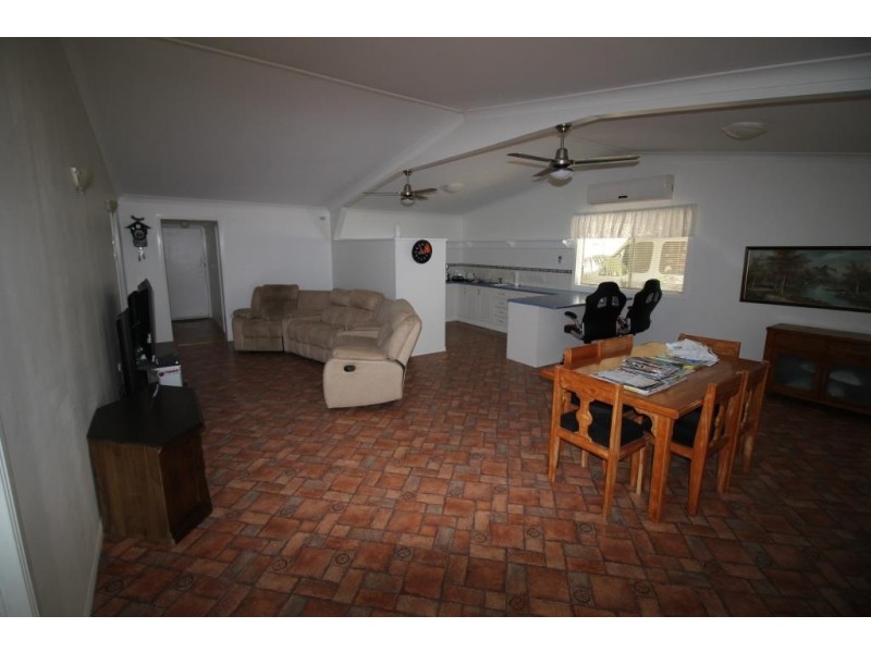 Wattle Camp QLD 4615