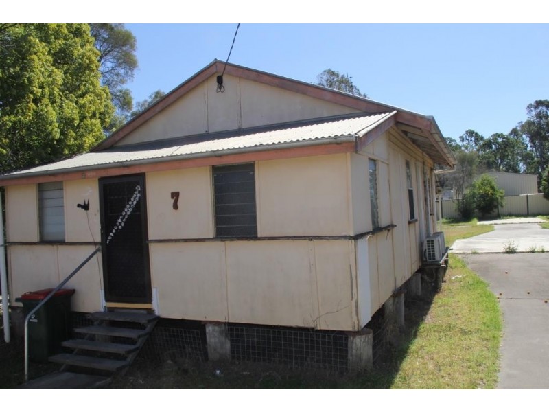7 KING STREET, Nanango QLD 4615