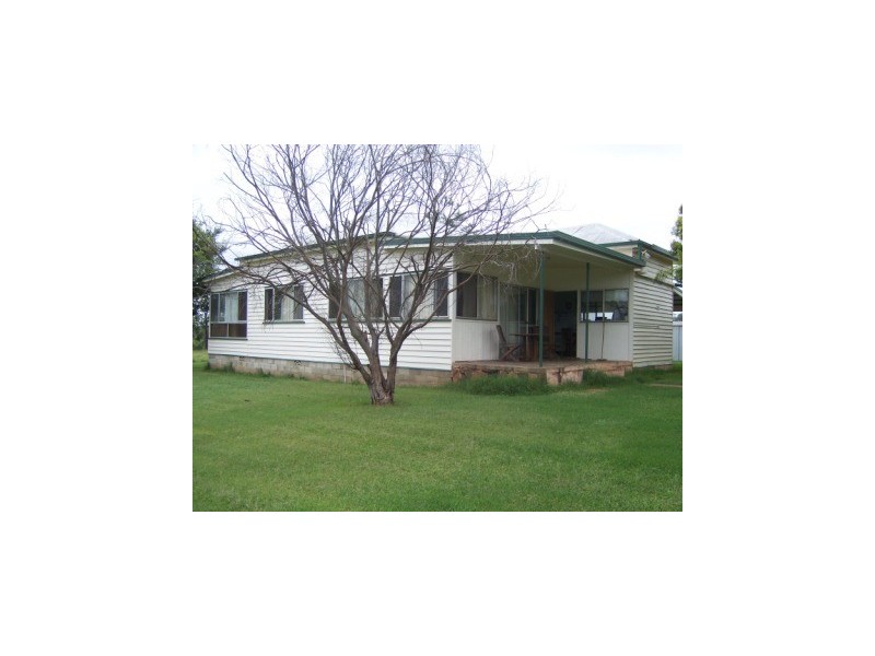 Wattle Grove QLD 4610