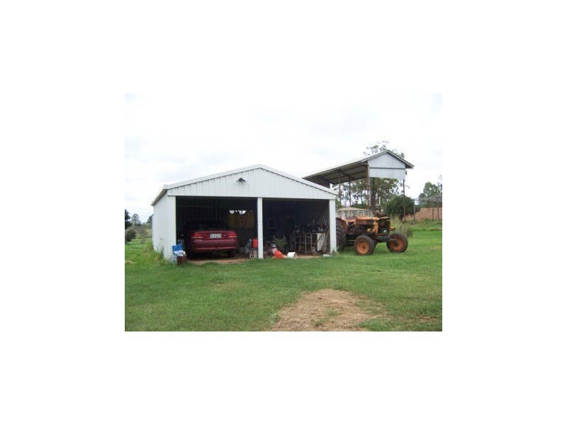 Wattle Grove QLD 4610
