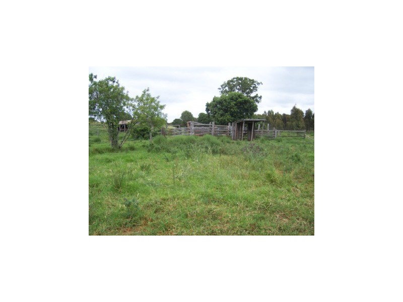 Wattle Grove QLD 4610