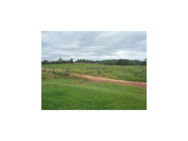 Wattle Grove QLD 4610