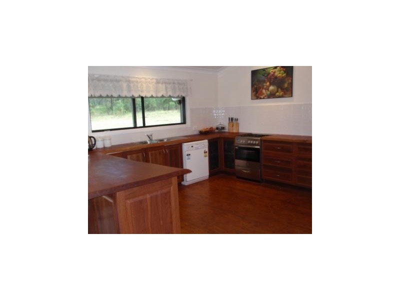 Blackbutt QLD 4306