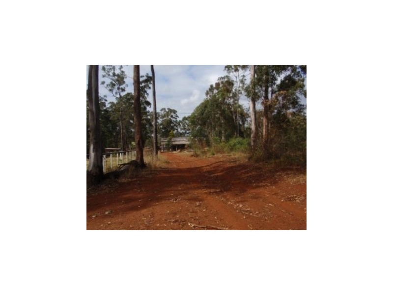 Blackbutt QLD 4306