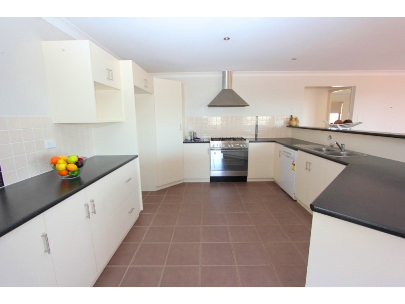 31 Murray Pde, Kingaroy QLD 4610