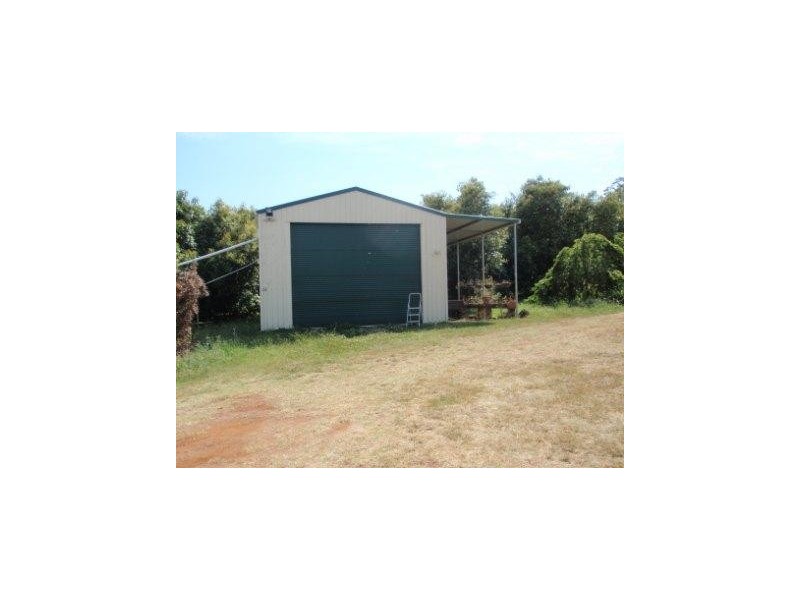 Blackbutt QLD 4306