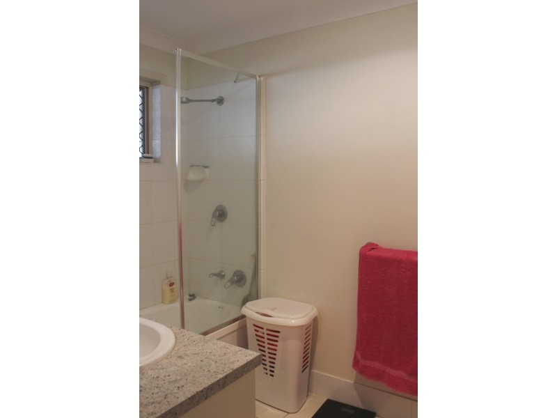 10 Dalkeith Street, Nanango QLD 4615