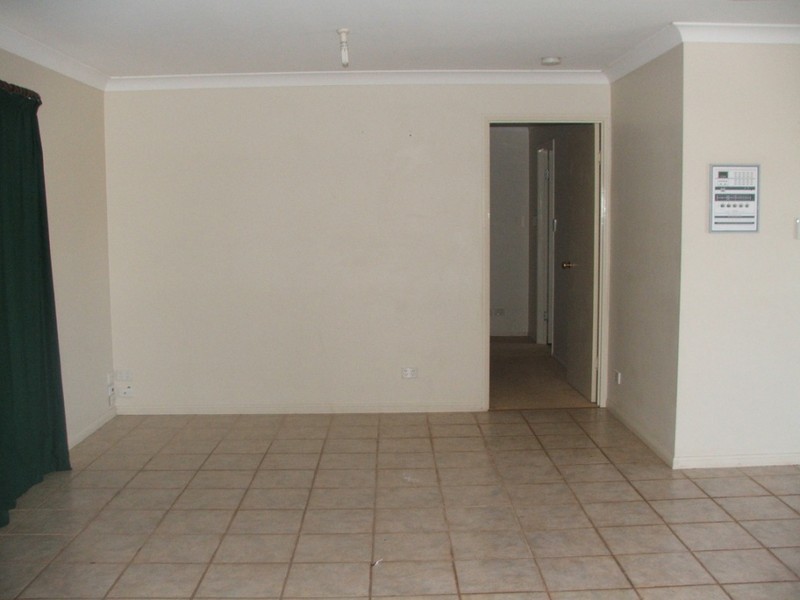 Ellesmere QLD 4610