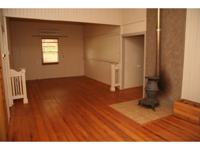 2 ANDREW STREET, Coolabunia QLD 4610