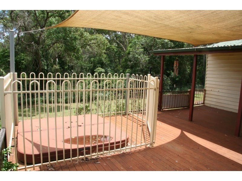 2 ANDREW STREET, Coolabunia QLD 4610