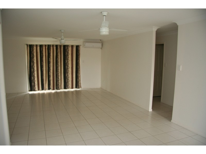 32 Greenview Road, Wondai QLD 4606