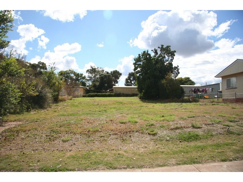 84 Haly Street, Kingaroy QLD 4610