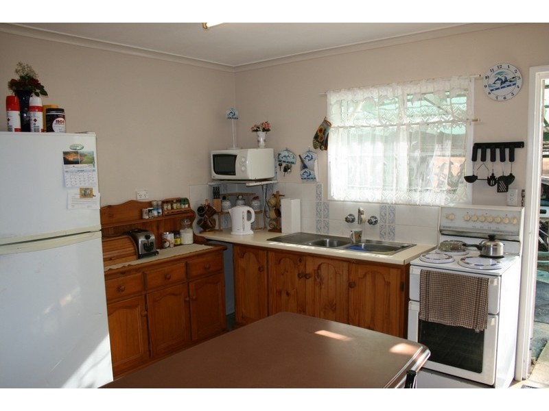 Wattle Camp QLD 4615