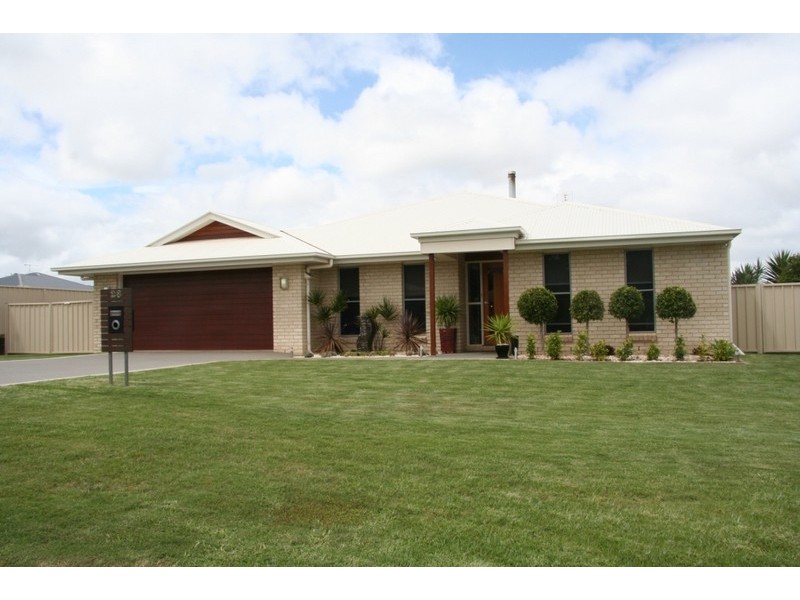 28 Bernard Cresent, Kingaroy QLD 4610