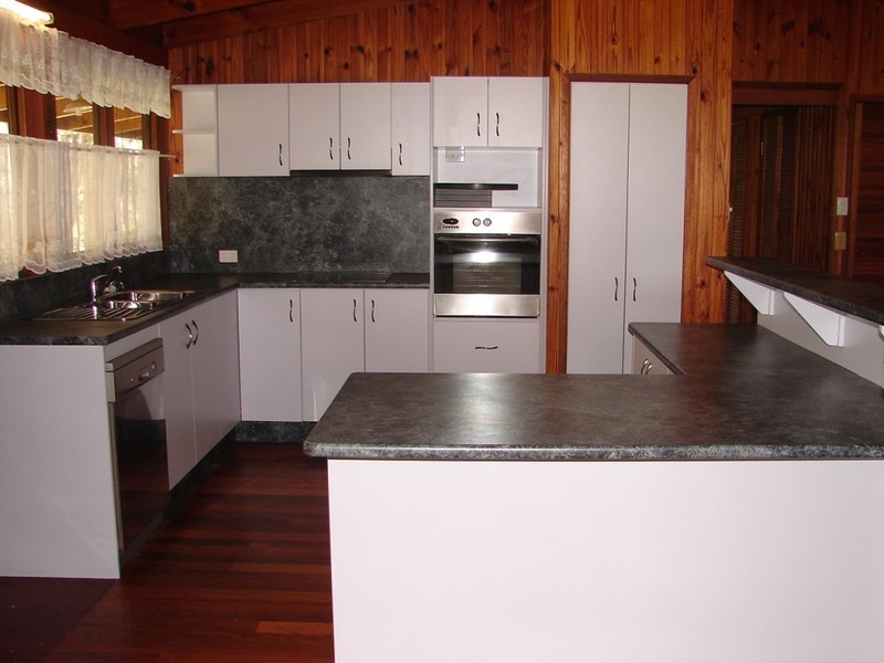Maidenwell QLD 4615