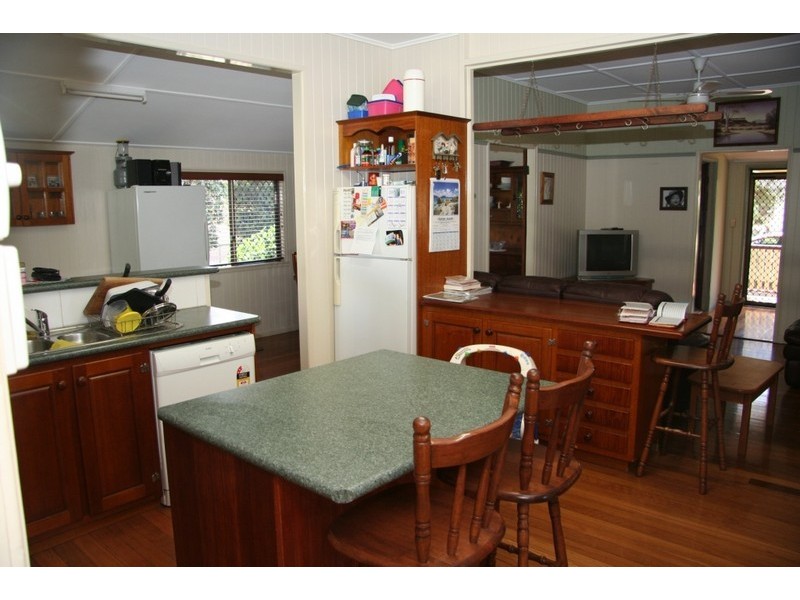 15 Arthur Street, Kingaroy QLD 4610