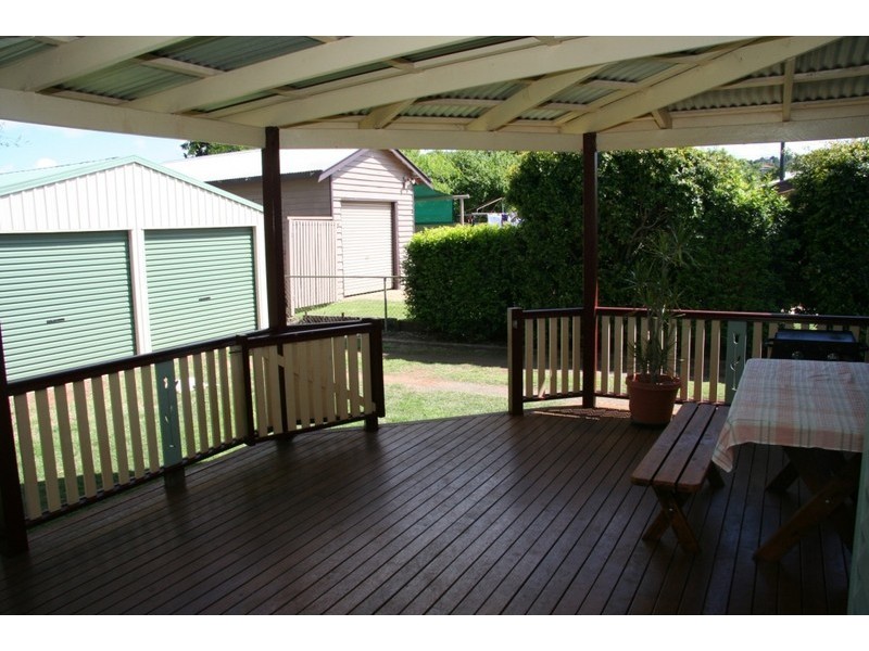 15 Arthur Street, Kingaroy QLD 4610