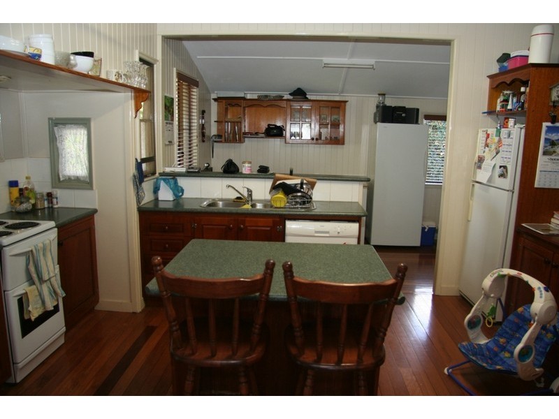 15 Arthur Street, Kingaroy QLD 4610