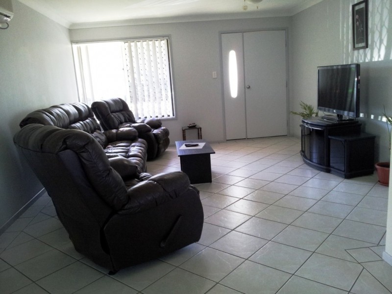 107 Gipps, Nanango QLD 4615