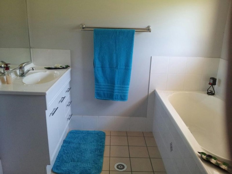 107 Gipps, Nanango QLD 4615