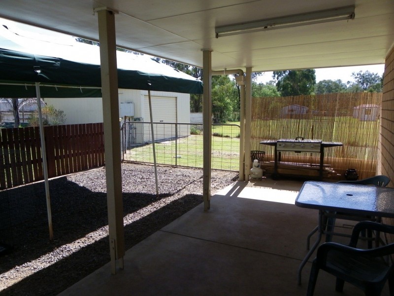107 Gipps, Nanango QLD 4615