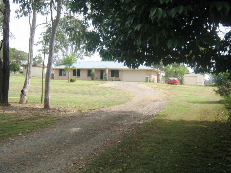107 Gipps, Nanango QLD 4615