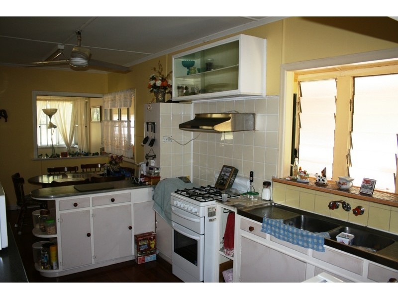 Wattle Camp QLD 4615