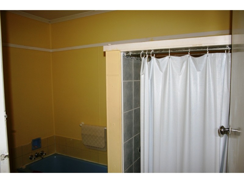 Wattle Camp QLD 4615