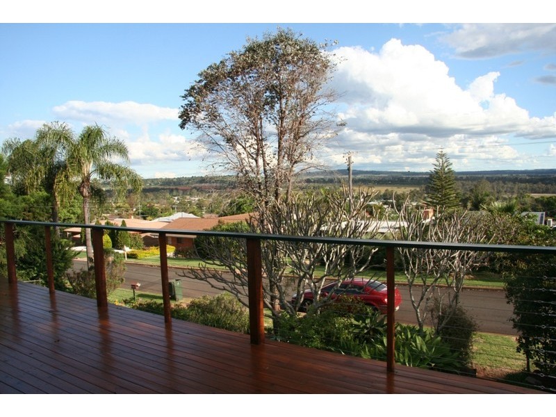 6 Macdiarmid Street, Kingaroy QLD 4610