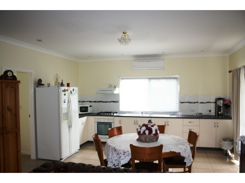 Wattle Camp QLD 4615