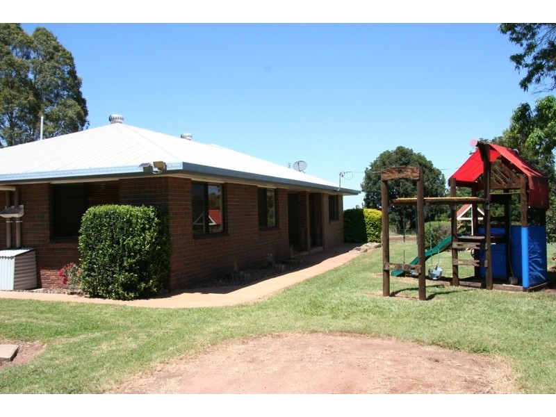 88 Couchmans Road, Kingaroy QLD 4610