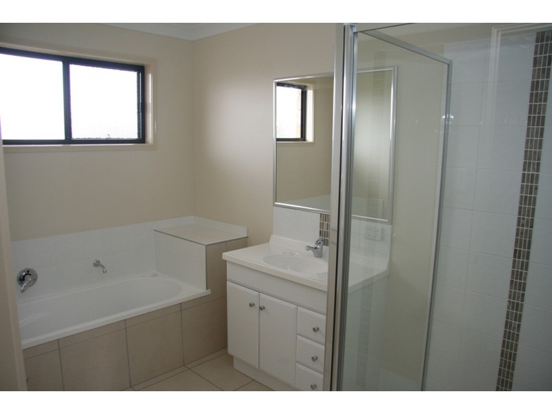 Memerambi QLD 4610