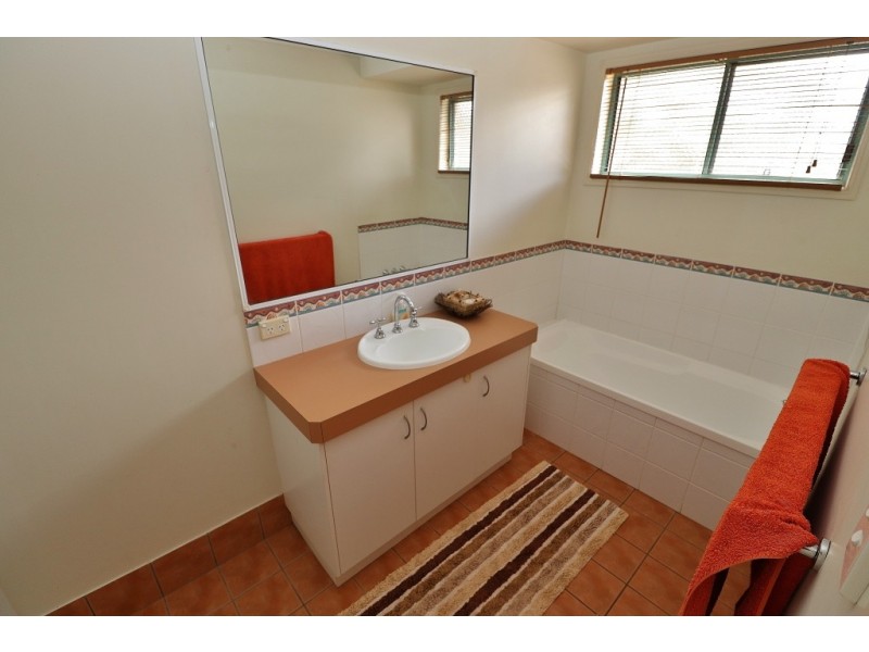 14 Dell, Kingaroy QLD 4610