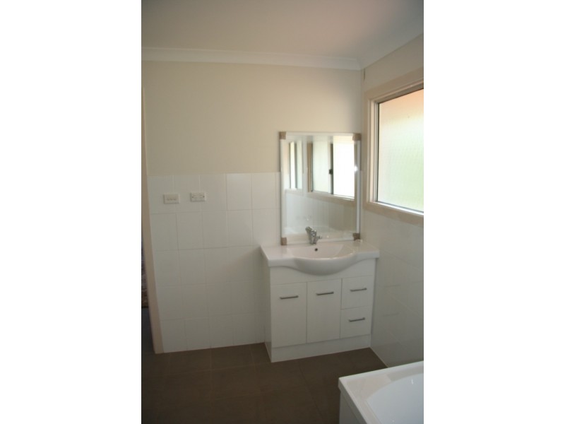 6 Macdiarmid Street, Kingaroy QLD 4610