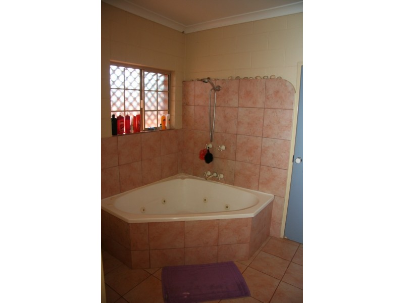 Wooroolin QLD 4608