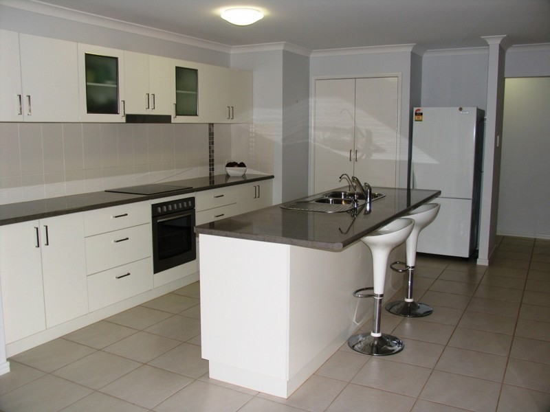4 Bridgeman Parade, Kingaroy QLD 4610