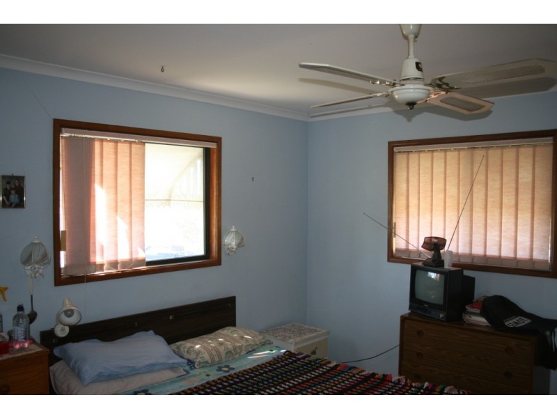 Ellesmere QLD 4610