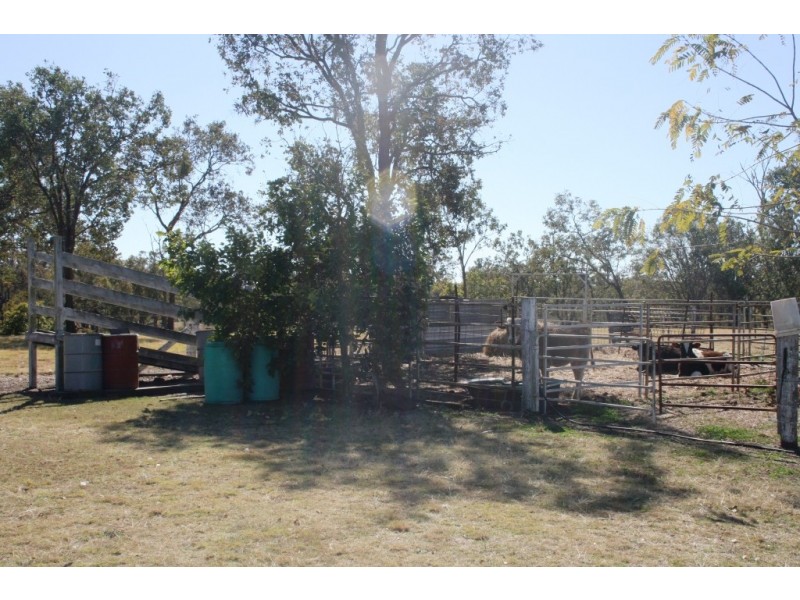 Ellesmere QLD 4610