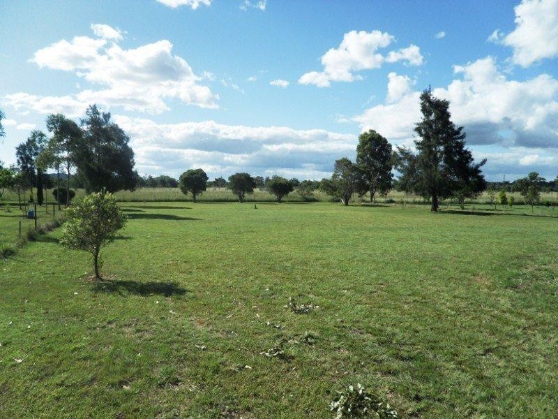 17 Keith Shaw Drive, Kingaroy QLD 4610
