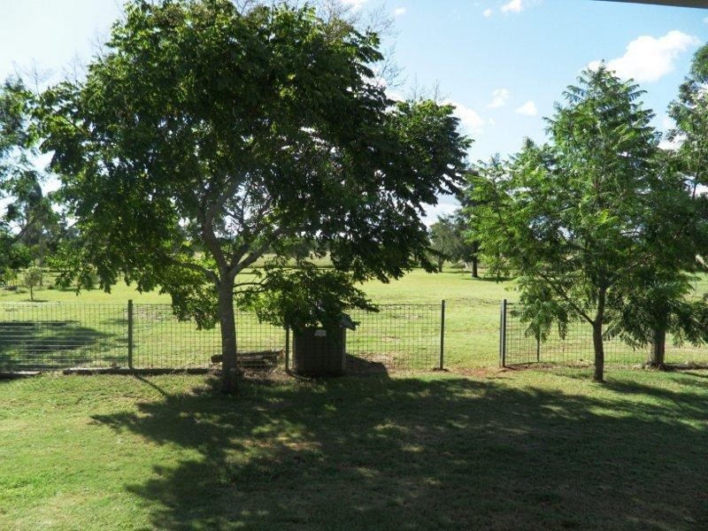 17 Keith Shaw Drive, Kingaroy QLD 4610