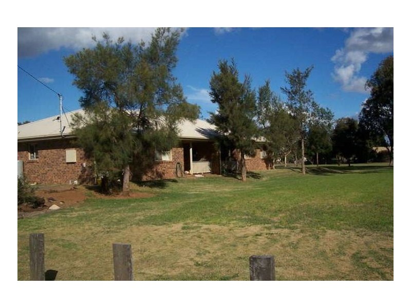 2 ROSEDALE STREET, Kingaroy QLD 4610