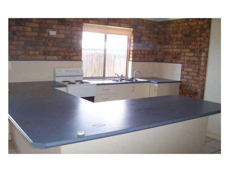 2 ROSEDALE STREET, Kingaroy QLD 4610