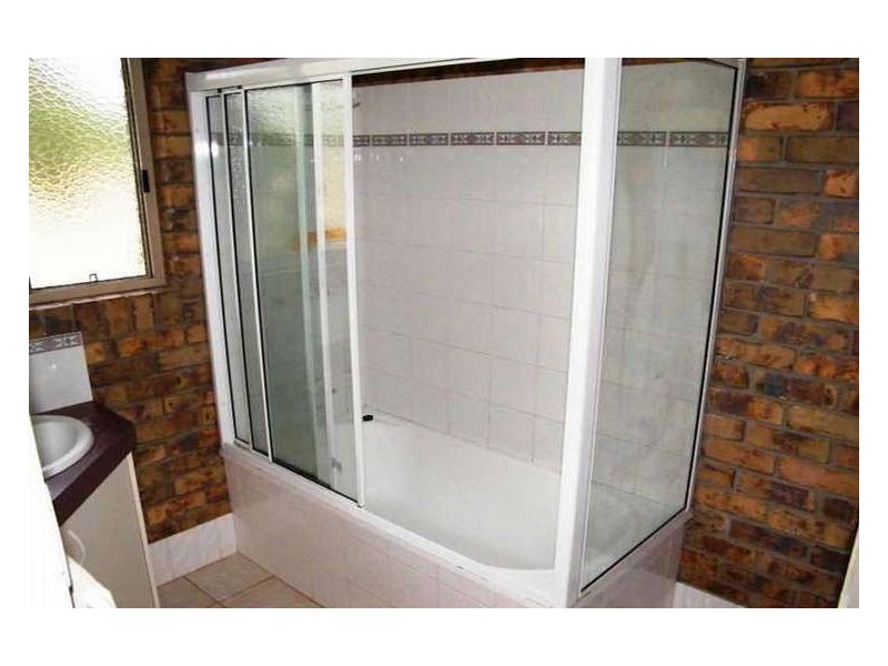 2 ROSEDALE STREET, Kingaroy QLD 4610