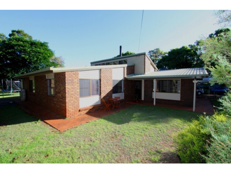 124 Crawford Booie Rd, Kingaroy QLD 4610