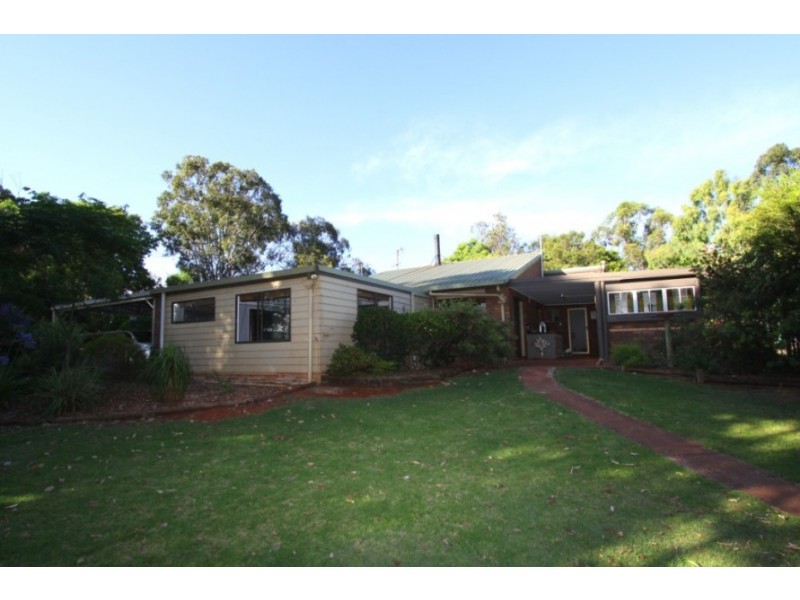 124 Crawford Booie Rd, Kingaroy QLD 4610
