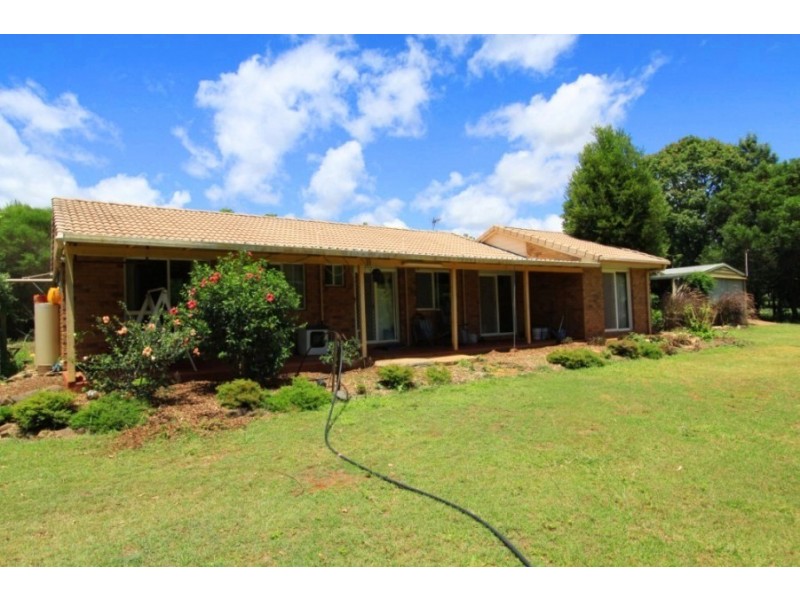 341 Izzards Rd, Nanango QLD 4615