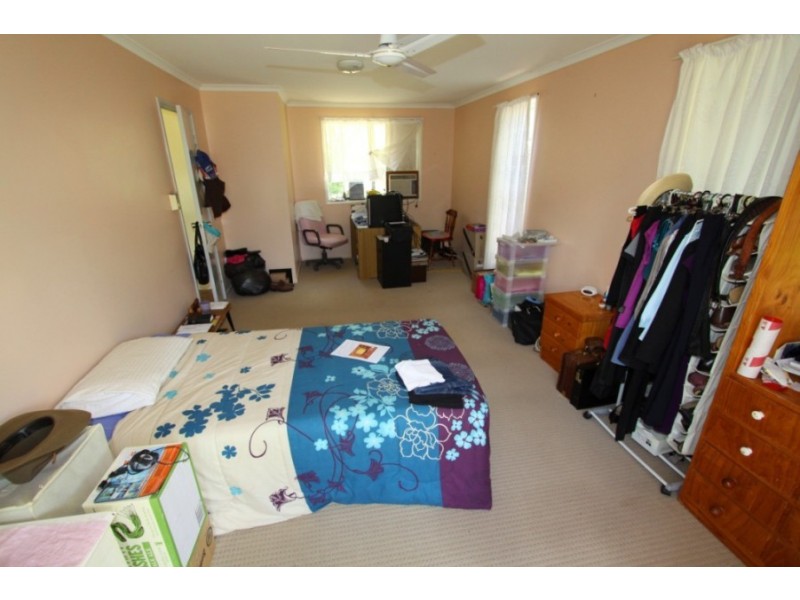 341 Izzards Rd, Nanango QLD 4615