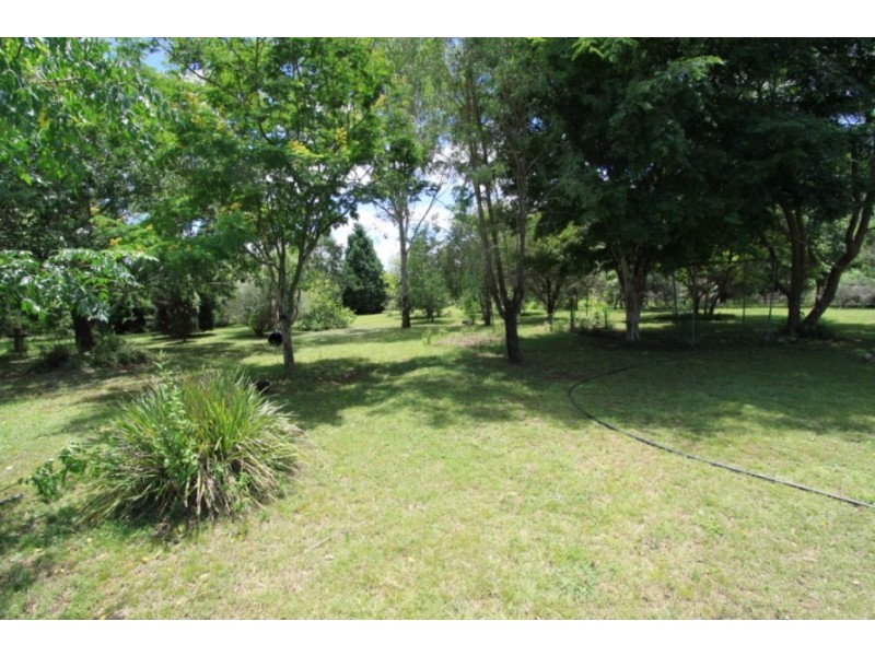 341 Izzards Rd, Nanango QLD 4615
