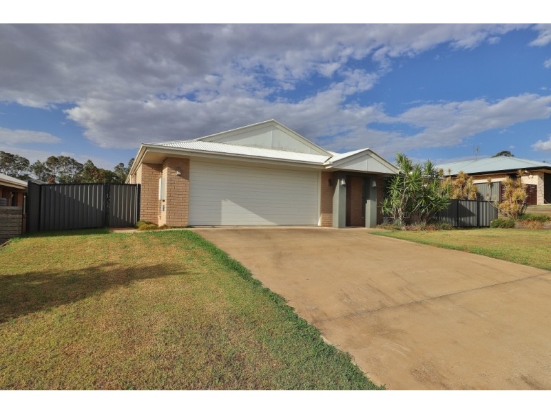 10 Allan Place, Kingaroy QLD 4610